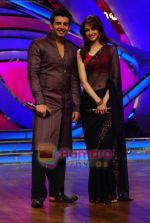 Jay Bhanushali, Saumya Tandon on the sets of Dance India Dance on 25th Jan 2010 (6).JPG